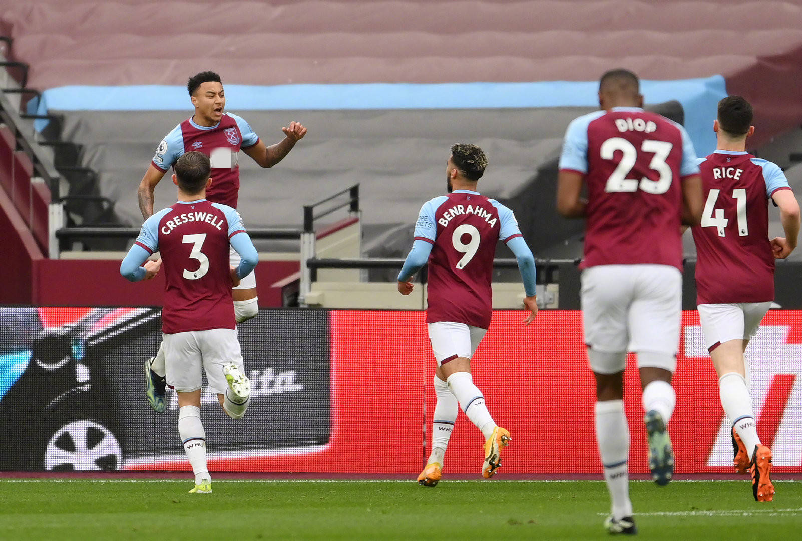 程碑进球的 程碑进球的